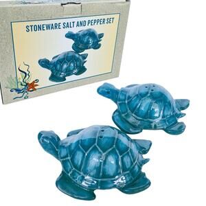 Sea Turtle Salt & Pepper Shakers 4" Ceramic Figurines Nautical Ocean Decor Box